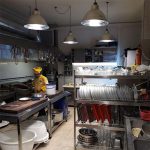 راه اندازی رستوران زیرزمین واقع در تهران خیابان سپهبد قرنی